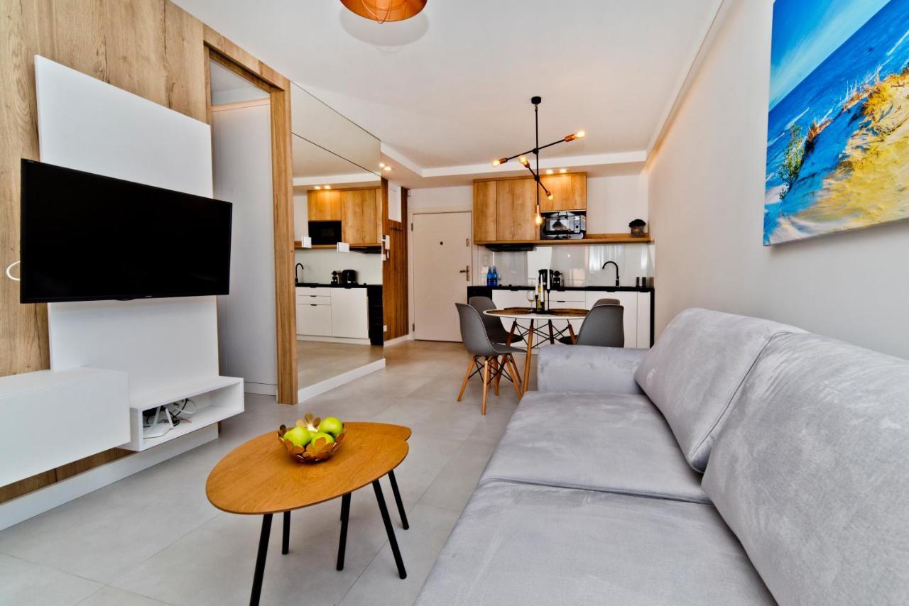 Blueapart Apartland Residence 亚斯塔尔尼亚 外观 照片