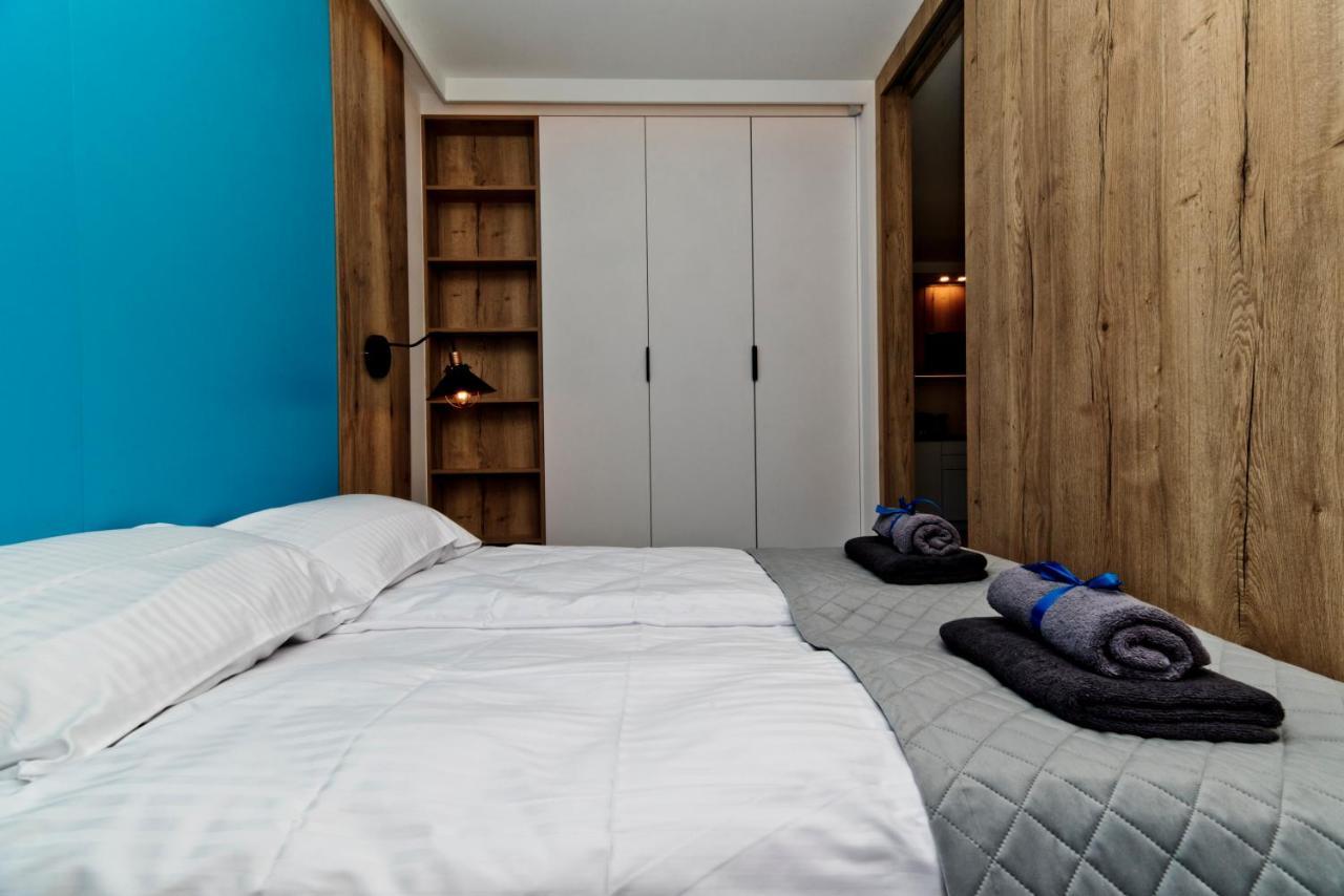 Blueapart Apartland Residence 亚斯塔尔尼亚 外观 照片
