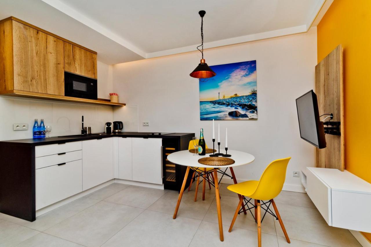 Blueapart Apartland Residence 亚斯塔尔尼亚 外观 照片