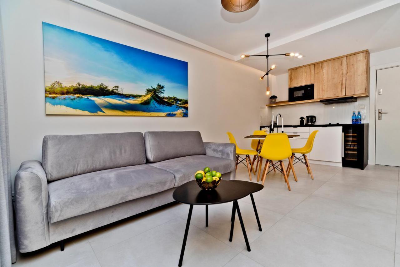 Blueapart Apartland Residence 亚斯塔尔尼亚 外观 照片