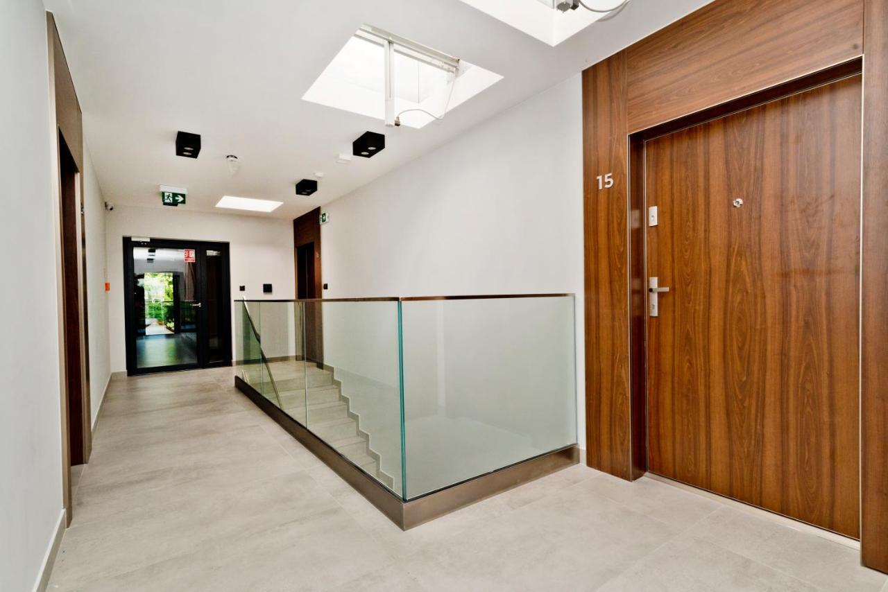 Blueapart Apartland Residence 亚斯塔尔尼亚 外观 照片
